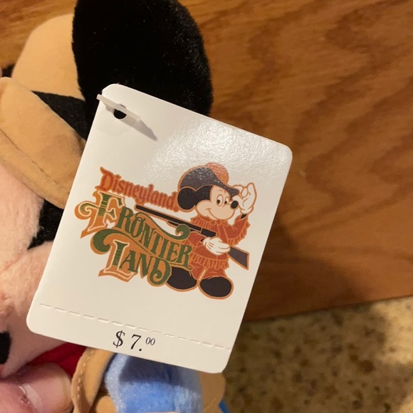 Original NWT Disney Frontierland Mickey beanie plush - Picture 5 of 6